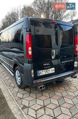 Мінівен Opel Vivaro 2008 в Коломиї