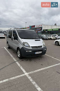 Мінівен Opel Vivaro 2003 в Софіївській Борщагівці