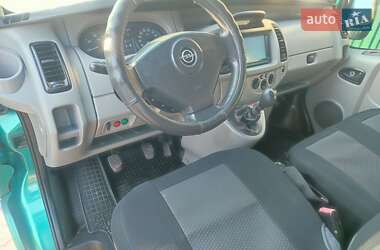 Минивэн Opel Vivaro 2004 в 