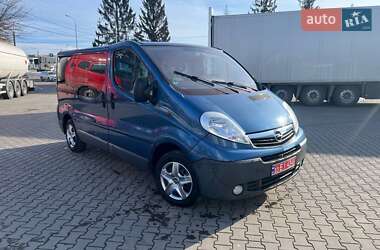 Минивэн Opel Vivaro 2011 в Киеве