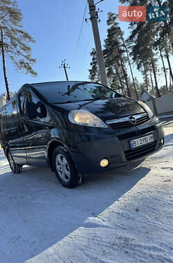 Минивэн Opel Vivaro 2009 в Полтаве