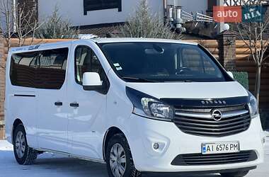 Мінівен Opel Vivaro 2016 в Києві