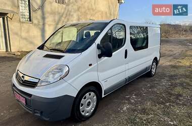 Мінівен Opel Vivaro 2012 в Калуші