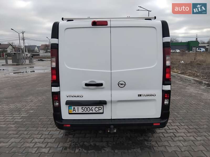 Грузовой фургон Opel Vivaro 2016 в Боярке