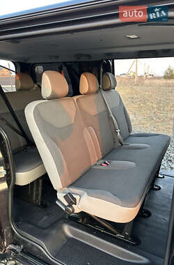 Мінівен Opel Vivaro 2012 в 