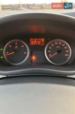 Мінівен Opel Vivaro 2012 в 