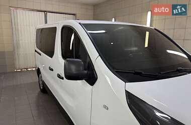 Минивэн Opel Vivaro 2015 в Умани