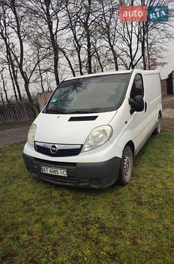 Мінівен Opel Vivaro 2008 в Коломиї