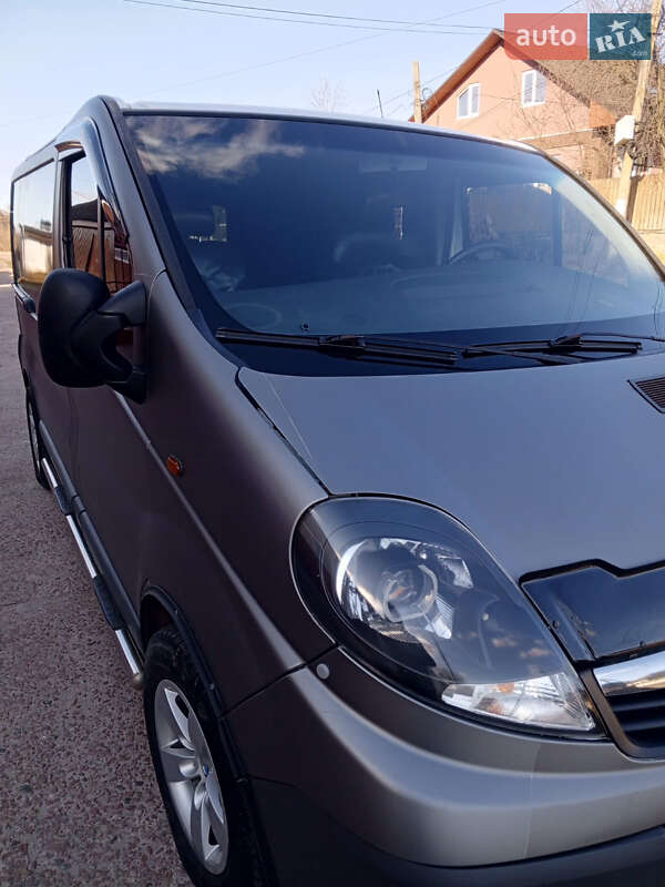 Opel Vivaro 2006