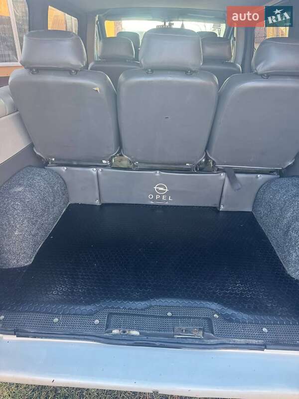 Минивэн Opel Vivaro 2006 в Дрогобыче