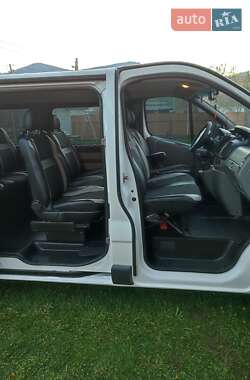 Минивэн Opel Vivaro 2012 в 