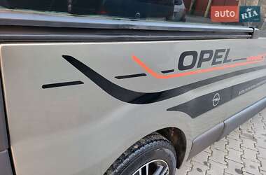 Минивэн Opel Vivaro 2007 в 