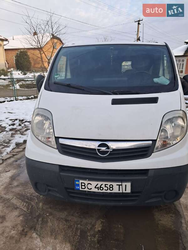 Opel Vivaro 2006