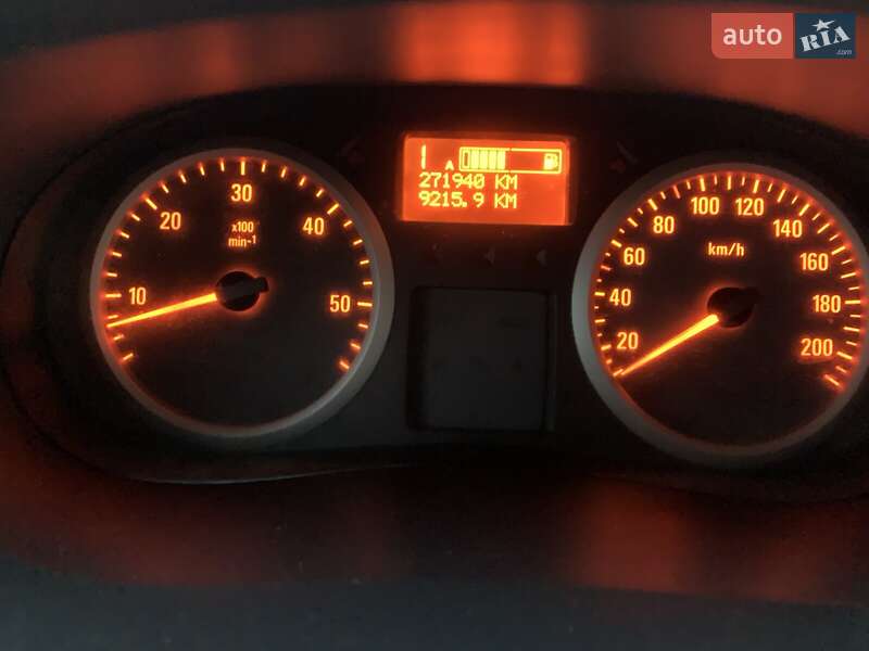 Мінівен Opel Vivaro 2013 в Черкасах