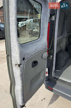 Грузовой фургон Opel Vivaro 2014 в 