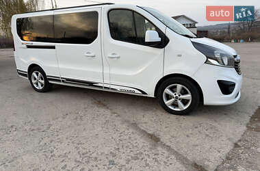 Минивэн Opel Vivaro 2017 в 