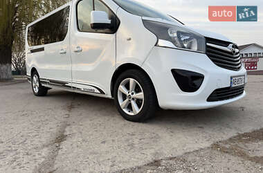Минивэн Opel Vivaro 2017 в 
