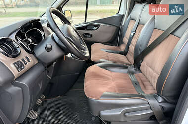 Минивэн Opel Vivaro 2017 в 