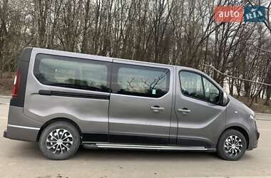 Мінівен Opel Vivaro 2015 в 