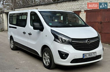 Мінівен Opel Vivaro 2015 в Львові