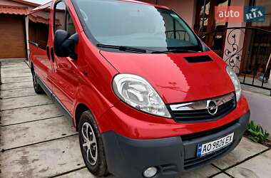 Минивэн Opel Vivaro 2011 в 