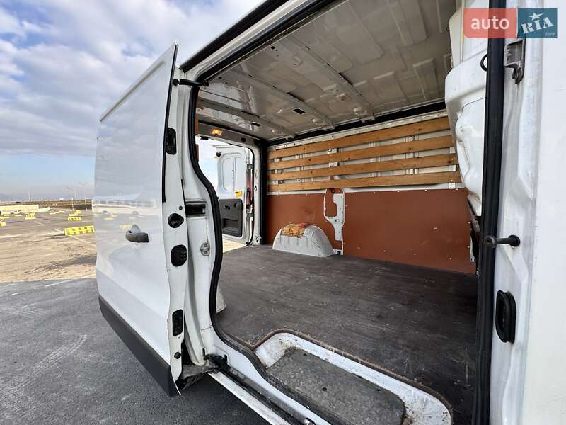 Грузовой фургон Opel Vivaro 2014 в Львове фото 7 Грузовой фургон Opel Vivaro 2014 в Львове