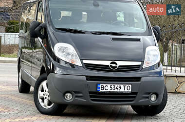 Минивэн Opel Vivaro 2014 в 