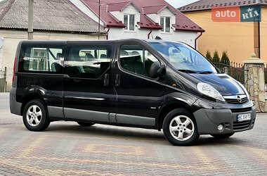 Минивэн Opel Vivaro 2014 в 