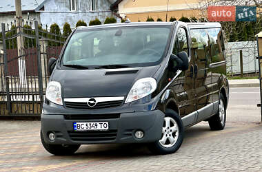 Минивэн Opel Vivaro 2014 в 