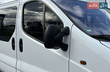 Мінівен Opel Vivaro 2013 в 