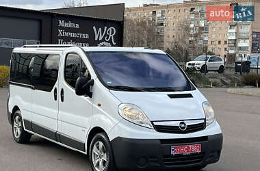 Мінівен Opel Vivaro 2013 в 