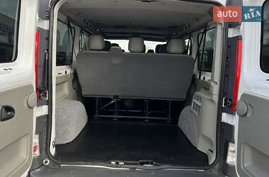Мінівен Opel Vivaro 2013 в 