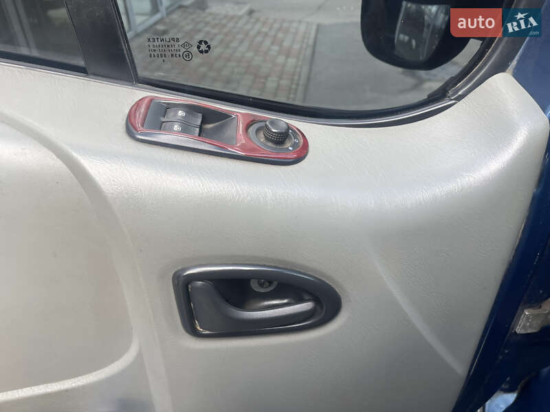 Минивэн Opel Vivaro 2008 в Харькове