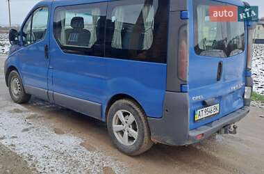 Минивэн Opel Vivaro 2004 в 