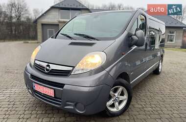 Минивэн Opel Vivaro 2013 в 