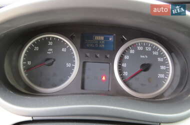 Минивэн Opel Vivaro 2012 в 