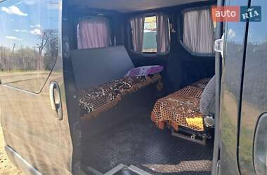 Минивэн Opel Vivaro 2003 в 
