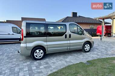 Минивэн Opel Vivaro 2013 в 