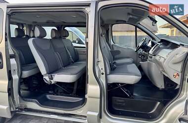 Минивэн Opel Vivaro 2013 в 