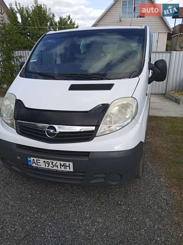 Opel Vivaro 2012