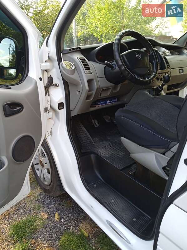 Мінівен Opel Vivaro 2012 в Дніпрі фото 14 Мінівен Opel Vivaro 2012 в Дніпрі