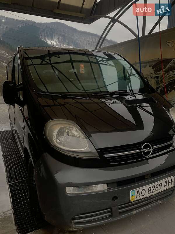 Opel Vivaro 2002
