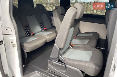 Минивэн Opel Vivaro 2019 в 