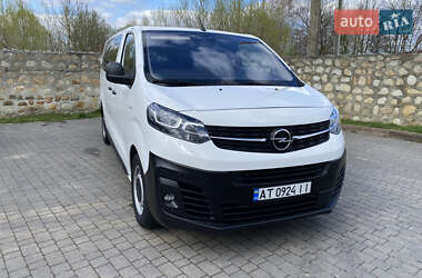 Минивэн Opel Vivaro 2019 в 