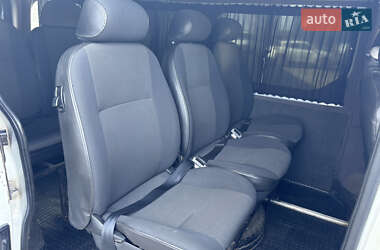 Минивэн Opel Vivaro 2004 в 