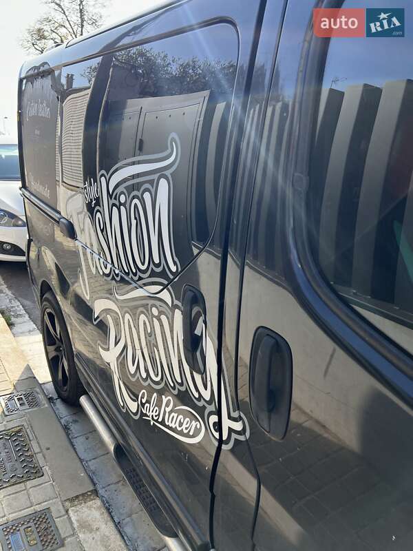 Минивэн Opel Vivaro 2007 в Киеве