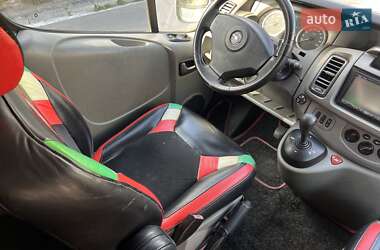 Минивэн Opel Vivaro 2007 в 