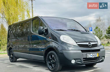 Минивэн Opel Vivaro 2013 в 