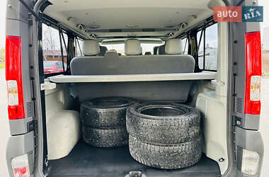 Минивэн Opel Vivaro 2013 в 