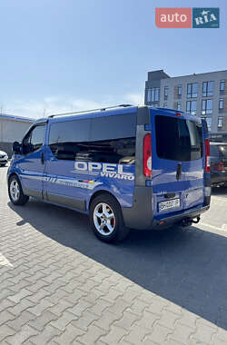 Минивэн Opel Vivaro 2008 в 